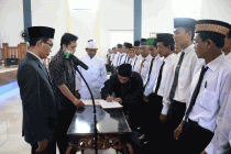 PENGAMBILAN SUMPAH DAN PEMBEKALAN PANITIA PEMUNGUTAN SUARA (PPS) SE-KABUPATEN OKU SELATAN