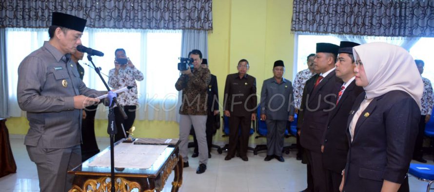 WAKIL BUPATI OKU SELATAN MELANTIK 3 PEJABAT PIMPINAN TINGGI PRATAMA DAN ADMINISTRATOR