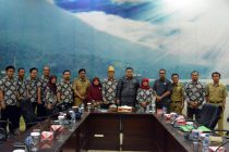 PEMKAB OKU SELATAN TERIMA KUNJUNGAN KERJA TIM SEKRETARIAT DANA BAGI HASIL CUKAI HASIL TEMBAKAU KABUPATEN TASIKMALAYA