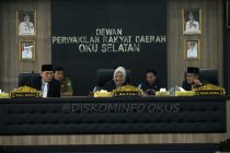 SIDANG PARIPURNA DPRD KABUPATEN OKU SELATAN DENGAN AGENDA MENDENGARKAN LAPORAN BADAN ANGGARAN TERHADAP PEMBAHASAN RANCANGAN KEBIJAKAN UMUM PERUBAHAN ANGGARAN (KUPA)  DAN RANCANGAN PRIORITAS PLAFON ANGGARAN SEMENTARA (PPAS) PERUBAHAN APBD KABUPATEN OKU SELATAN TAHUN 2018