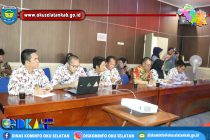 RAPAT KOORDINASI DAN SINKRONISASI KEGIATAN PEMBANGUNAN SARANA DAN PRASARAN KELURAHAN DAN PEMBERDAYAAN MASYARAKAT DI KELURAHAN