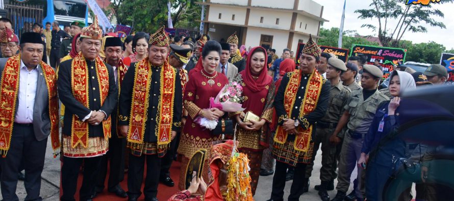 GUBERNUR SUMSEL HADIRI SIDANG PARIPURNA ISTIMEWA I DPRD KABUPATEN OKU SELATAN DALAM RANGKA HUT KE-15 KABUPATEN OKU SELATAN