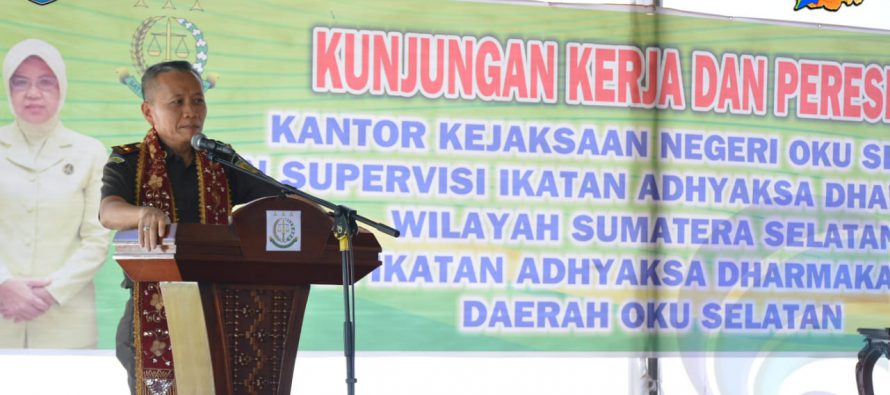 KUNJUNGAN KERJA KEPALA KEJAKSAAN TINGGI SUMSEL ALI MUKARTONO, DALAM RANGKA PERESMIAN KANTOR KEJAKSAAN NEGERI OKU SELATAN