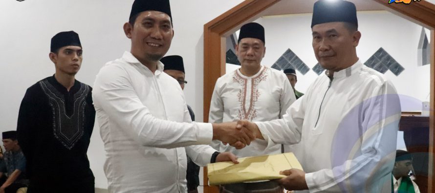 BUPATI DAN WAKIL BUPATI OKU SELATAN HADIRI SAFARI RAMADAN DI DESA SIMPANG SAGA KECAMATAN BUAY RUNJUNG
