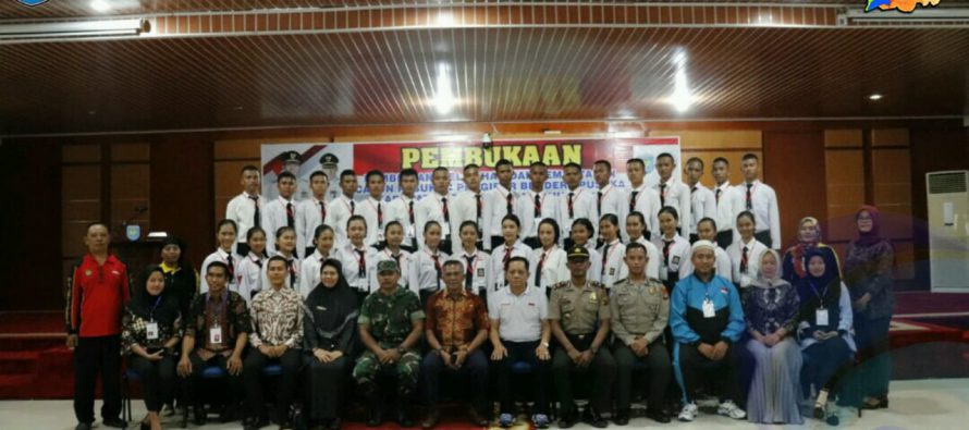 STAF AHLI BIDANG HUKUM DAN POLITIK MEMBUKA PELATIHAN BAGI CALON PASKIBRAKA TAHUN 2019 KABUPATEN OKU SELATAN