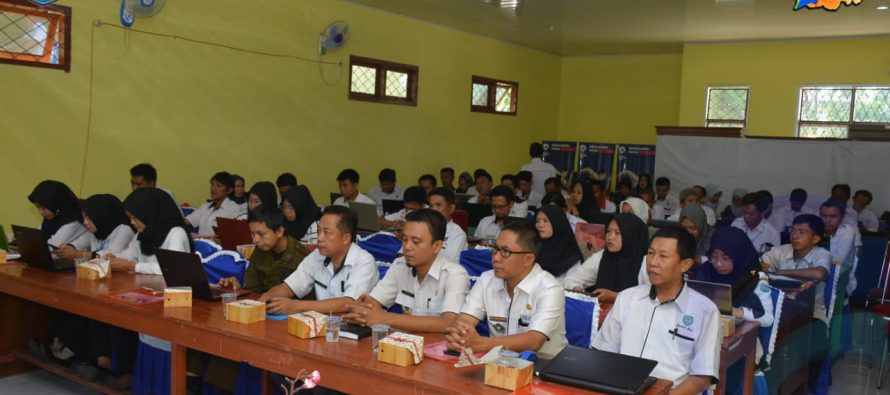 MEWAKILI BUPATI OKU SELATAN ASISTEN I BIDANG PEMERINTAHAN DAN KESRA BUKA PELATIHAN LAPOR!-SP4N KABUPATEN OKU SELATAN