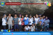 DISKANNAK KABUPATEN OKU SELATAN LAKUKAN PENEBARAN 30.000 BENIH IKAN BAUNG DI SUNGAI WAI KENI DESA SIMPANG SAGA