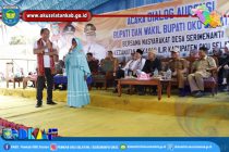 BUPATI DAN WAKIL BUPATI OKU SELATAN TERIMA GELAR DARI PEMANGKU ADAT MEKAKAU ILIR, PADA DIALOG AUDIENSI BERSAMA MASYARAKAT DI DESA SRI MENANTI KECAMATAN MEKAKAU ILIR
