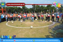 HERMAN DERU HADIRI OPEN CEREMONY KICK OFF TURNAMEN SEPAK BOLA PIALA GUBERNUR U-20 TAHUN 2019 DI LAPANGAN MAPOLRES OKU SELATAN