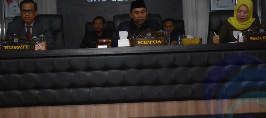 DPRD KABUPATEN OKU SELATAN GELAR SIDANG PARIPURNA DENGAN AGENDA LAPORAN BADAN ANGGARAN TERHADAP RKUA DAN PPAS APBD TA 2020