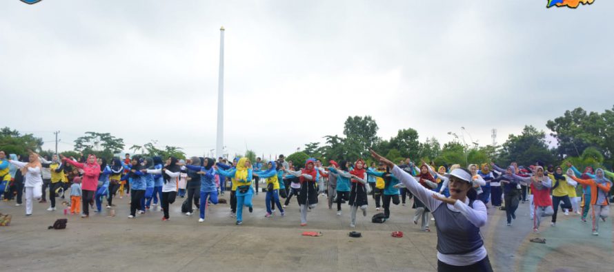 RATUSAN PEGAWAI PEMKAB OKU SELATAN IKUTI SENAM SEHAT DALAM RANGKA HUT KE 48 KORPRI TINGKAT KABUPATEN OKU SELATAN