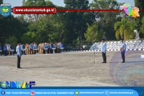 PIMPIN UPACARA HKN BULAN NOVEMBER, SEKDA HARAPKAN ASN OKU SELATAN UNTUK JAGA LINGKUNGAN