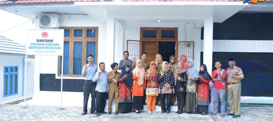 TIM DEKRANASDA PROVINSI SUMATERA SELATAN KUNJUNGI SEKRETARIAT DEKRANASDA KABUPATEN OKU SEATAN DALAM RANGKA DIVERSIFIKASI PROMOSI PRODUK UNGGULAN DAERAH SUMATERA SELATAN