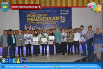 SEBANYAK 1200 GURU DI KABUPATEN OKU SELATAN IKUTI WORKHSOP PENDIDIKAN DALAM RANGKA PERINGATAN HUT PGRI DAN HARI GURU NASIONAL KE- 74