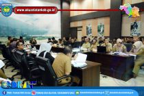 SEKRETARIS DAERAH PIMPIN RAPAT PERSIAPAN JELANG HUT OKUS KE-16 DI RUANG RAPAT TERBATAS BUPATI