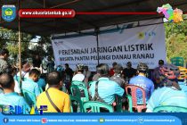 WAKIL BUPATI RESMIKAN JARINGAN LISTRIK DI KAWASAN WISATA DANAU RANAU