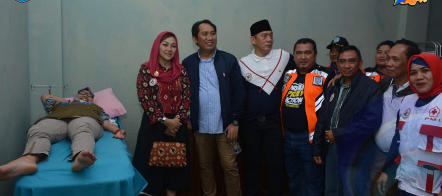 PEDULI SESAMA, PMI OKU SELATAN MEMBUKA STAND DONOR DARAH DALAM RANGKA HUT OKU SELATAN