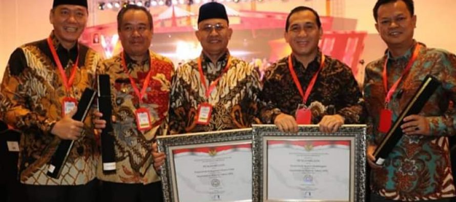 WAKIL BUPATI OKU SELATAN TERIMA PENGHARGAAN DARI KEMENPAN RB, PREDIKAT B KINERJA INSTANSI PEMERINTAH TAHUN 2019