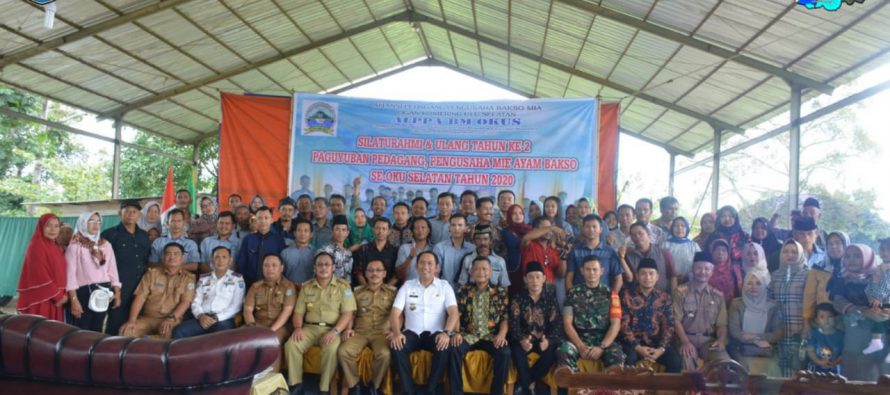 BUPATI OKU SELATAN HADIRI ACARA SILATURAHMI PERINGATAN KE-DUA TAHUN PAGUYUBAN PEDAGANG BAKSO DAN MIE AYAM KABUPATEN OKU SELATAN