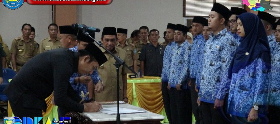 PENGAMBILAN SUMPAH/JANJI PEGAWAI NEGERI SIPIL DI LINGKUNGAN PEMERINTAH KABUPATEN OGAN KOMERING ULU SELATAN TAHUN 2020