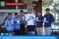 DIDAMPINGI KEPALA BPS OKU SELATAN, BUPATI OKU SELATAN LAKUKAN PENGISIAN SENSUS PENDUDUK SECARA ONLINE