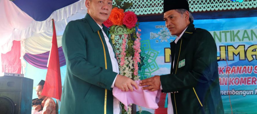 WAKIL BUPATI OKU SELATAN HADIRI ACARA PENGAJIAN DAN PELANTIKAN PENGURUS ANAK CABANG MUSLIMAT NU KECAMATAN WARKUK RANAU SELATAN PERIODE 2019-2024