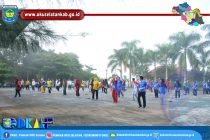 DINAS SOSIAL DAN DINAS KETENAGAKERJAAN DAN TRANSMIGRASI KABUPATEN OKU SELATAN GELAR SENAM SEHAT BERSAMA DI HALAMAN GEDUNG DEWAN KESENIAN PEMKAB OKU SELATAN