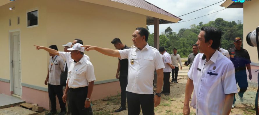 BUPATI OKU SELATAN TINJAU LOKASI PEMBANGUNAN RUMAH KHUSUS, BUPATI: MINTA RUMAH KHUSUS INI BISA SEGERA DIMANFAATKAN