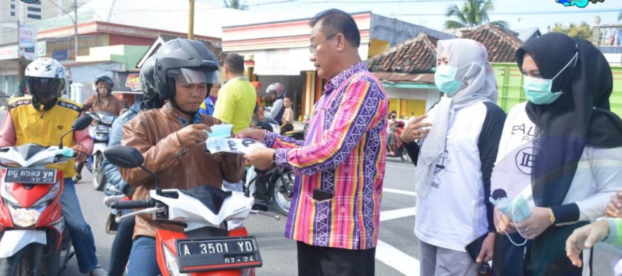 DINAS KESEHATAN KABUPATEN OKU SELATAN GELAR SOSIALISASI DAN PEMBAGIAN MASKER GRATIS KEPADA MASYARAKAT DALAM PENCEGAHAN CORONAVIRUS.