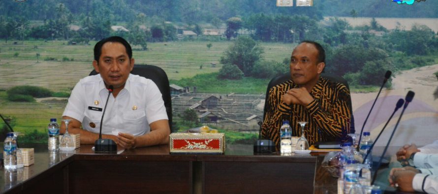 BUPATI OKU SELATAN HADIRI PENANDATANGANAN PERNYATAAN KOMITMEN PENCAPAIAN TARGET KAPABALITAS APIP DAN MATURITAS SPIP LEVEL TIGA