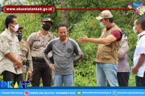 BUPATI OKU SELATAN TINJAU LANGASUNG AKSES JALAN YANG LONGSOR DI DESA TANJUNG JAYA KECAMATAN BUAY PEMACA