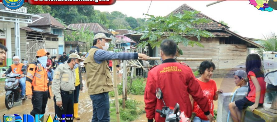 KONDISI DAN EVAKUASI KORBAN BANJIR LUAPAN SUNGAI SAKA SELABUNG, TRC BPBD DAN DINSOS DIRIKAN TENDA DAN DAPUR UMUM UNTUK KORBAN BANJIR