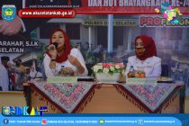 KETUA PMI OKU SELATAN GELAR KEGIATAN DONOR DARAH BERSAMA KAPOLRES OKU SELATAN DALAM RANGKA MEMPERINGATI HARI DONOR DARAH NASIONAL DAN HUT BHAYANGKARA YANG KE- 74