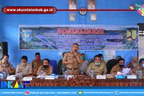 ASISTEN II BIDANG EKONOMI DAN PEMBANGUNAN HADIRI SOSIALISASI LANJUTAN RENCANA PERLUASAN PEMBANGUNAN BENDUNGAN TIGA DIHAJI DI DESA PERE’AN DAN DESA SELABUNG BELIMBING JAYA KECAMATAN MEKAKAU ILIR