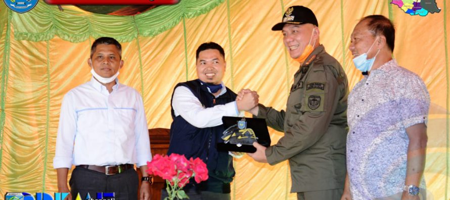 WAKIL BUPATI OKU SELATAN HADIRI PERESMIAN  PENGOPERASIAN LISTRIK DESA DI DESA SADAU JAYA KECAMATAN SUNGAI ARE