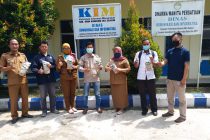 KELOMPOK INFORMASI MASYARAKAT (KIM) OKU SELATAN GELAR KEGIATAN PEMBAGIAN BIBIT SORGUM KE 19 KECAMATAN