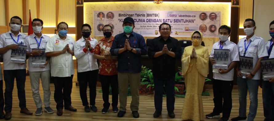 DINAS KOMINFO OKU SELATAN HADIRI BIMTEK SMSI SE-SUMATERA SELATAN BERSAMA GUBERNUR SUM-SEL