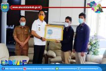 RAPAT KOORDINASI DAN KICK OFF SENSUS PENDUDUK 2020, PEMKAB OKU SELATAN TERIMA PENGHARGAAN DARI BPS OKU SELATAN