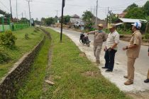 ASISTEN II IKUTI MONITORING DAN EVALUASI PEMBANGUNAN DI WILAYAH KECAMATAN BUAY RAWAN