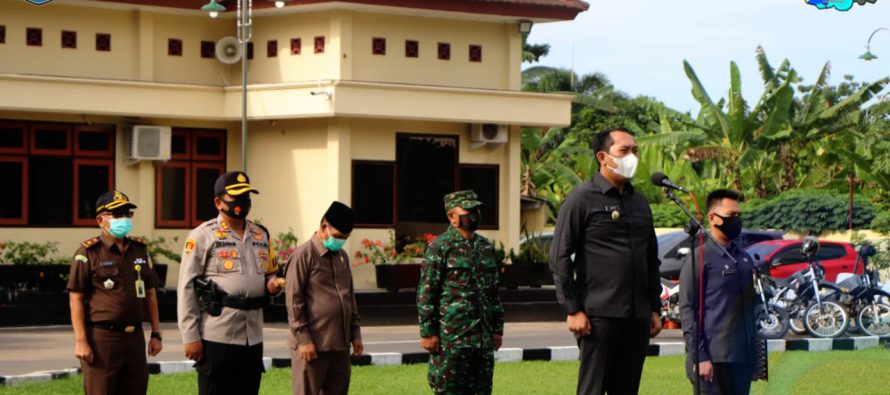 BUPATI OKU SELATAN HADIRI APEL GELAR PASUKAN OPERASI LILIN MUSI 202O JELANG NATAL DAN TAHUN BARU