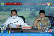 PEMKAB OKU SELATAN GELAR RAPAT KOORDINASI PENGELOLAAN DESTINASI WISATA DI KAWASAN DANAU RANAU, DILANJUTKAN PENANDATANGANAN SURAT PERJANJIAN KERJASAMA BERSAMA BUMDES