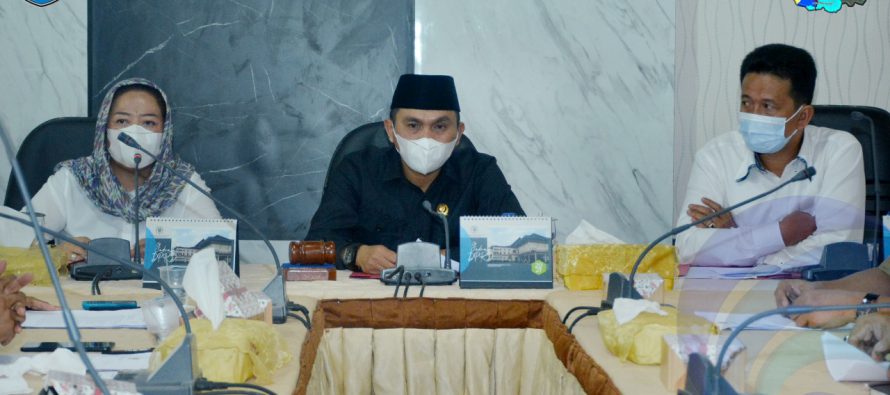 KETUA DPRD OKU SELATAN PIMPIN RAPAT BADAN MUSYAWARAH DPRD KABUPATEN OKU SELATAN DALAM RANGKA PENGUMUMAN PENETAPAN PASANGAN CALON TERPILIH KEPALA DAERAH  DAN WAKIL KEPALA DAERAH KAB. OKU SELATAN PERIODE 2021-2026