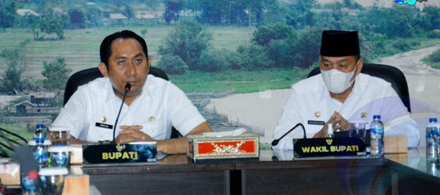 BUPATI DAN WAKIL BUPATI OKU SELATAN PIMPIN LANGSUNG RAPAT KOORDINASI TERKAIT OPTIMALISASI UPAYA MITIGASI KONFLIK MANUSIA DAN GAJAH LIAR DI WILAYAH OKU SELATAN.