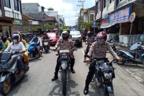 TIM GABUNGAN DI OKU SELATAN SOSIALISASIKAN HIMBAUAN PEMBATASAN KEGIATAN BUKA BERSAMA DAN LARANGAN  OPEN HOUSE