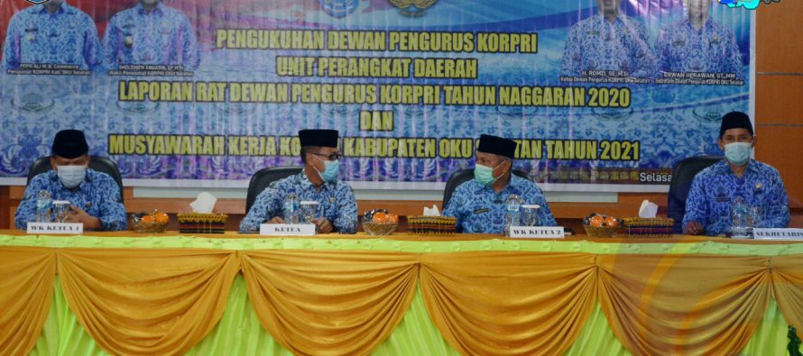 KETUA DEWAN PENGURUS KORPRI KABUPATEN OKU SELATAN KUKUHKAN ANGGOTA PENGURUS KORPRI PERIODE TAHUN 2021-2022