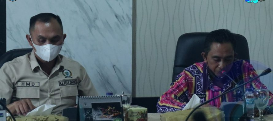 RAPAT BANMUS DPRD OKU SELATAN DALAM RANGKA MEMBAHAS RANCANGAN JADWAL RAPAT PARIPURNA DPRD MASA PERSIDANGAN PERTAMA TAHUN SIDANG 2021- 2022.