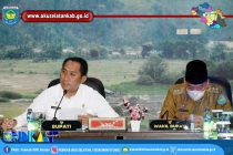 BUPATI POPO ARAHKAN KEPADA JAJARAN PEMDA UNTUK TETAP KAWAL PELAKSANAAN VAKSINASI DI OKU SELATAN.