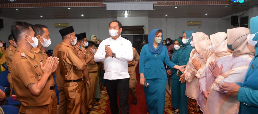 BUPATI OKU SELATAN HADIRI PELANTIKAN TP PKK DESA DAN KUKUHKAN BUNDA LITERASI 17 KECAMATAN DI OKU SELATAN.