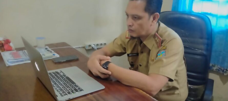 AGAR PENGELOLAAN SAMPAH DI OKU SELATAN TERTANGANI DENGAN BAIK, DLH KABUPATEN OKU SELATAN IKUTI RAPAT KOORDINASI PENINGKATAN FASILITAS KELEMBAGAAN DALAM PENGELOLAAN SAMPAH DI DAERAH MELALUI ZOOM MEETING