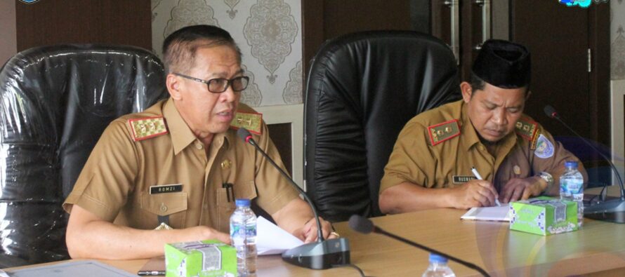 19 CALON JAMAAH HAJI OKU SELATAN SIAP BERANGKAT, SEKDA MINTA DINAS TERKAIT KAWAL KEGIATAN KEBERANGKATAN SAMPAI SELESAI